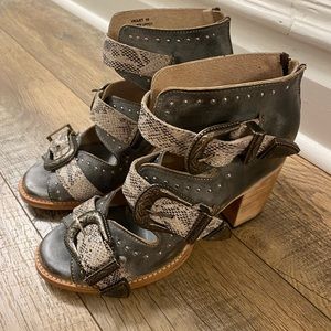 FreeBird by Steven Bootie Violet Size 10